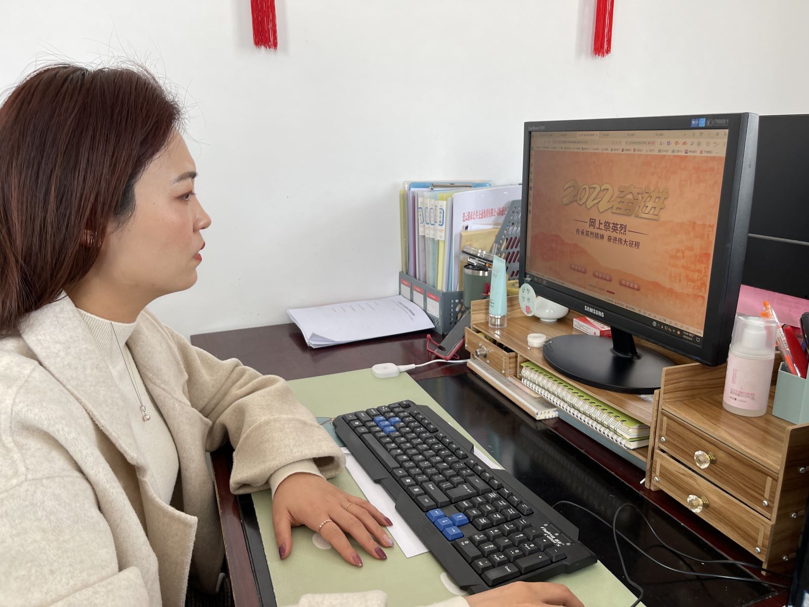 公交集團公交事業(yè)一部黨支部開(kāi)展“守護·2022清明祭英烈”網(wǎng)上祭掃主題黨日活動(dòng)